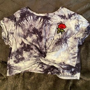 black/white tye dye rose crop top